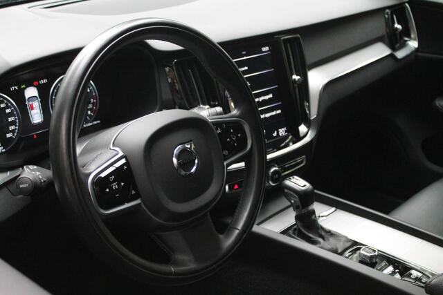 Volvo V60 2.0 T5 Inscription | 360° camera | Apple Carplay