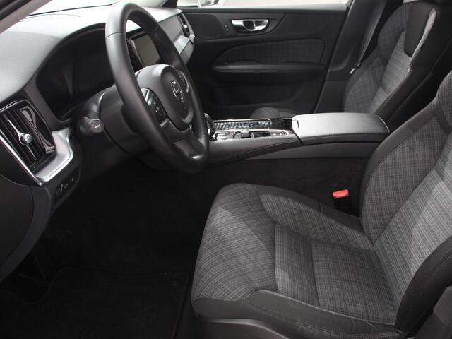 Volvo V60 2.0 T6 Aut. Recharge AWD Inscription 340 PK DEMO! | Panoramadak Airco|ECC LED Light Pack Winter Pack Elekt. Stoelen + Memory Privacy Glass Cruise Control 18" Multispaak PDC VA + Camera