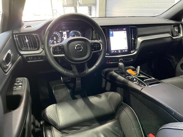 Volvo V60 T8 Recharge R-Design | Panoramadak | BLIS | Trekhaak | Stoel+Stuurverwarming | 19 Inch