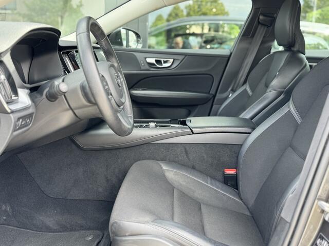 Volvo V60 2.0 T6 TE AWD Momentum Pro | Trekhaak |