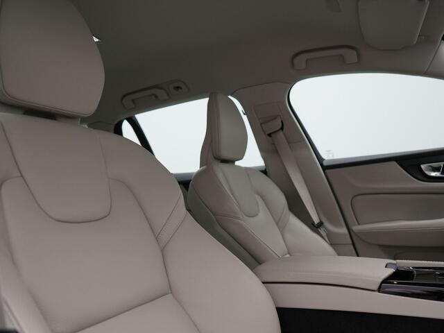 Volvo V60 T6 Recharge AWD Inscription Plug In Hybrid 340pk Dealer O.H PHEV | Adaptice Cruise | Lederen Sportstoelen Memory | Harman Kardon | BLIS | Camera | Keyless | Pilot Assist | Apple Carplay |