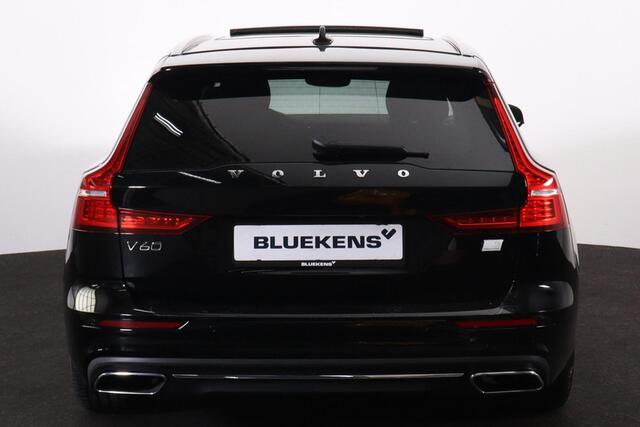 Volvo V60 T6 Recharge AWD Inscription Expression - Panorama/schuifdak - Parkeercamera achter - Parkeersensoren voor & achter - Cruise control - Extra getint glas - 18' LMV