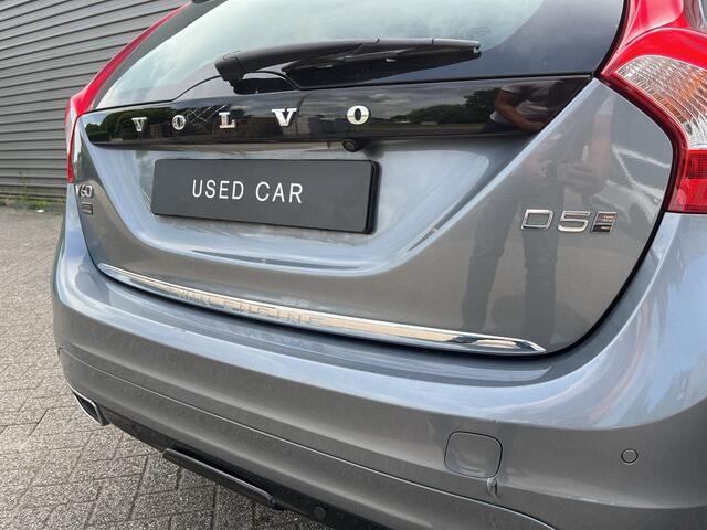 Volvo V60 2.4 D5 Twin Engine Special Edition Achteruitrijcamera / Stoelverwarming / elektrisch verstelbare voorstoelen /