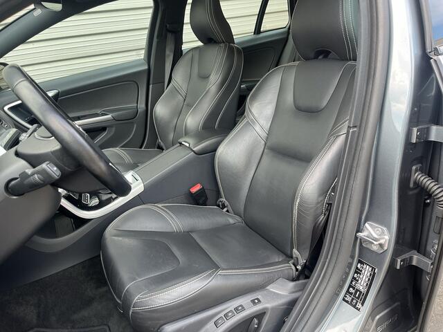 Volvo V60 2.4 D5 Twin Engine Special Edition Achteruitrijcamera / Stoelverwarming / elektrisch verstelbare voorstoelen /