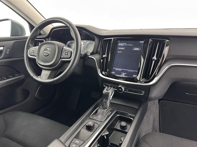 Volvo V60 2.0 T4 Aut. *FULL-LED | DIGI-COCKPIT | NAVI-FULLMAP | ECC | PDC | CRUISE | COMFORT-SEATS*