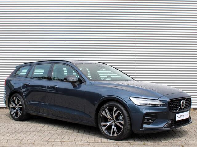 Volvo V60 2.0 B3 Plus Dark Automaat / Panoramadak / Trekhaak / Harman Kardon audio / 360* camera / Adaptieve cruise control / Verwarmd voorruit