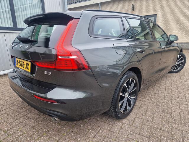 Volvo V60 2.0 B3 Momentum Climate Pack