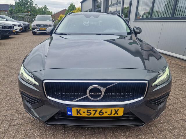 Volvo V60 2.0 B3 Momentum Climate Pack