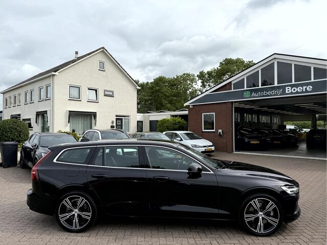 Volvo V60 2.0 T6 Recharge AWD Business Pro 19''Lmv, Trekhaak, Camera, Harman/Kardon