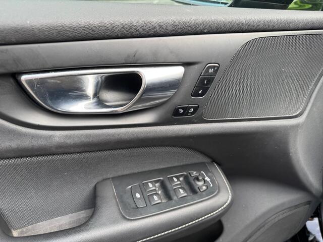 Volvo V60 2.0 T6 Recharge AWD R-Design