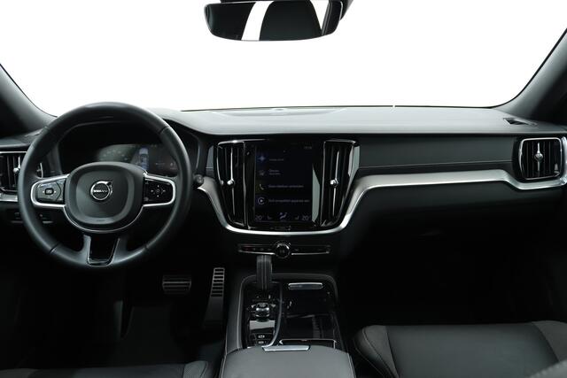 Volvo V60 2.0 T6 LONG RANGE 350PK AWD R-DESIGN | Lighting Pack | Pilot Assist | Trekhaak |