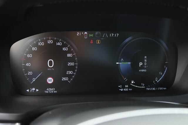 Volvo V60 2.0 T6 LONG RANGE 350PK AWD R-DESIGN | Lighting Pack | Pilot Assist | Trekhaak |