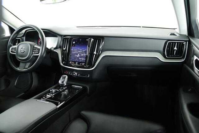 Volvo V60 2.0 T6 Recharge AWD Inscription / Opendak / HK / Pilot assist / HUD / CarPlay