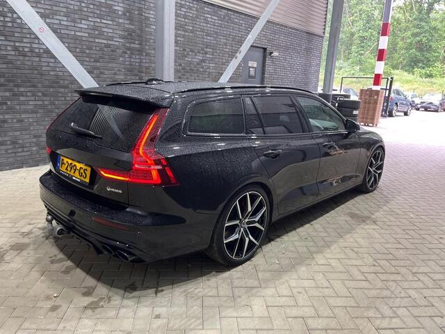 Volvo V60 T8 AWD R-Design | HEICO SPORTIV | Panoramadak | Head-Up | ACC | 360° Camera | Trekhaak | 20 Inch