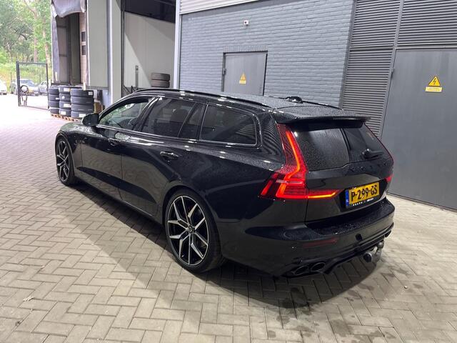 Volvo V60 T8 AWD R-Design | HEICO SPORTIV | Panoramadak | Head-Up | ACC | 360° Camera | Trekhaak | 20 Inch