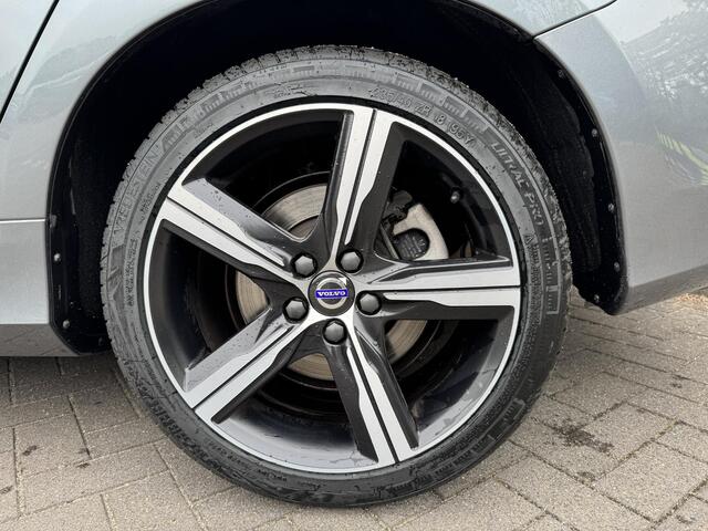 Volvo V60 1.5 T3 R-Design | Standkachel | Trekhaak afneembaar |