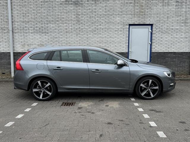 Volvo V60 1.5 T3 R-Design | Standkachel | Trekhaak afneembaar |