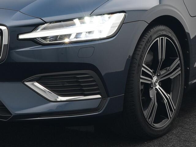 Volvo V60 T6 Recharge AWD Inscription Plug In Hybrid 340pk Dealer O.H. PHEV | Panodak | Trekhaak af Fabriek | Lederen Sportstoelen Memory & Ventilatie | Adaptive Cruise | Apple Carplay | Pilot Assist | Harman Kardon | Navigatie | 360 Camera | Sfeerverlichting |