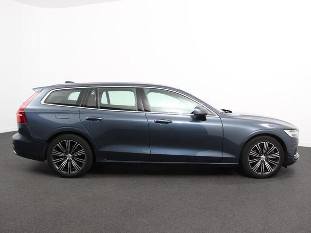 Volvo V60 2.0 T6 Recharge AWD Business Pro | DEMO ! | Climate control Cruise control adaptieve Navigatie Parkeersensoren Keyless Apple Carplay/ Android Auto Demo Trekhaak