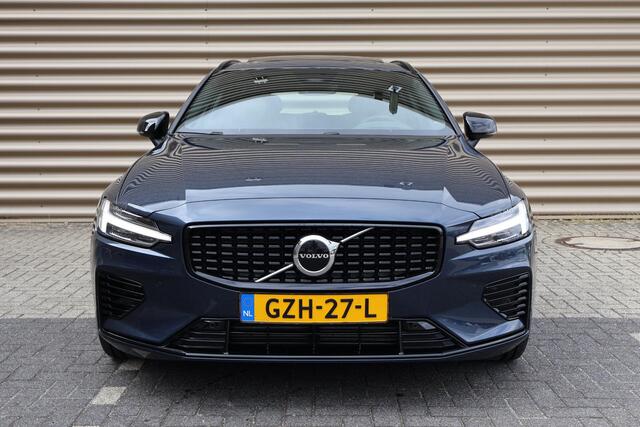 Volvo V60 T6 Plug-in hybrid AWD Ultra Dark | Panoramadak | Harman Kardon | Pilot assist