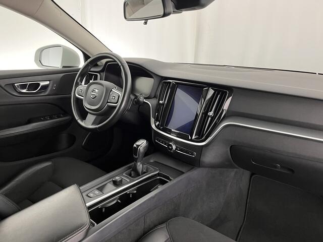Volvo V60 2.0 D4 Momentum *FULL-LED | 1/2LEATHER | DIGI-COCKPIT | NAVI-FULLMAP | COMFORT-SEATS | 20''ALU | ECC | PDC | CRUISE*
