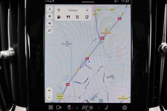 Volvo V60 B3 Core - IntelliSafe Assist & Surround - Parkeercamera achter - Verwarmde voorstoelen, stuur & achterbank - Parkeersensoren voor & achter - Draadloze tel. lader - Extra getint glas - 18' LMV - Elektrisch bedienbare achterklep - Keyless drive