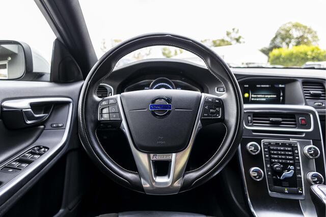 Volvo V60 2.0 T3 Summum | Trekhaak | Stoelverw. | NL Auto