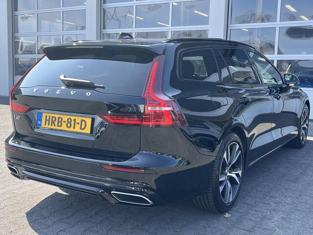 Volvo V60 2.0 T6 Plug-in hybrid AWD R-Design Panoramadak Trekhaak zwenkbaar Stuurverwarming Fiscale waarde ¤ 51.113,-