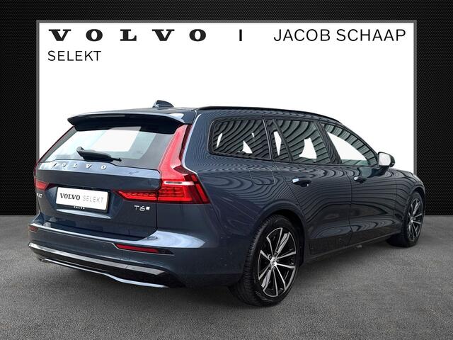 Volvo V60 T6 Plug-in hybrid AWD Plus Dark / Sportstoelen / Panoramadak / 360 camera / Trekhaak semi elektrisch /