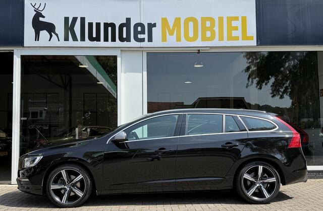 Volvo V60 1.5 T3 R-Design Aut. |Navi|Xenon|Trekhaak|