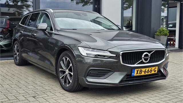 Volvo V60 2.0 D3 Momentum + HARMAN KARDON + ADAPT CRUISE + VOLLEER