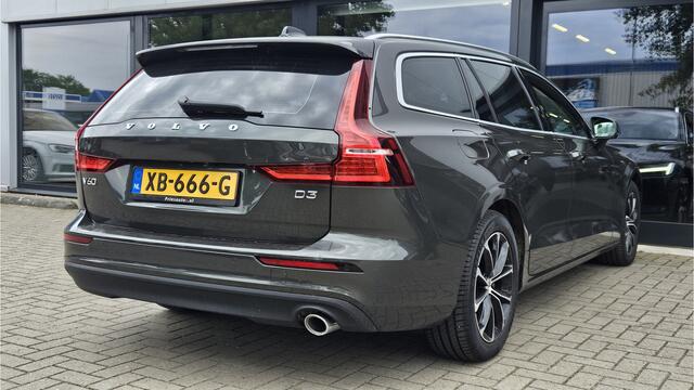 Volvo V60 2.0 D3 Momentum + HARMAN KARDON + ADAPT CRUISE + VOLLEER