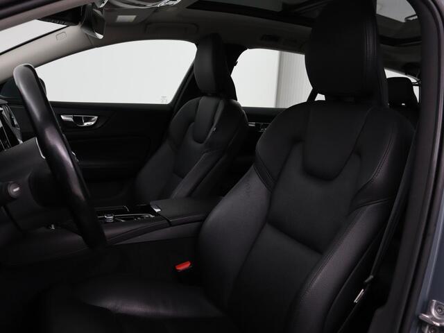 Volvo V60 2.0 T6 Recharge AWD Inscription Expression | Panoramadak | Head-Up | Leder | Stoel & stuurverwarming | 360 camera | Adaptive cruise | Trekhaak | Harman/Kardon | Carplay | Navigatie