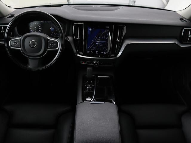 Volvo V60 2.0 T6 Recharge AWD Inscription Expression | Panoramadak | Head-Up | Leder | Stoel & stuurverwarming | 360 camera | Adaptive cruise | Trekhaak | Harman/Kardon | Carplay | Navigatie