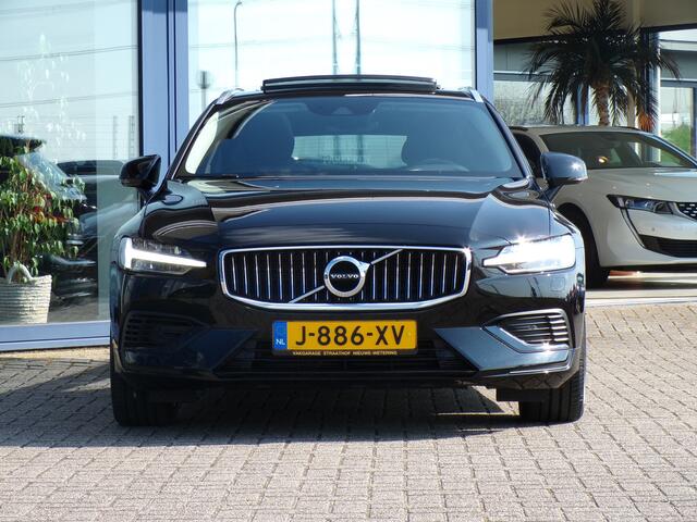 Volvo V60 2.0 T8 Recharge AWD R-Design, Trekhaak / Leder / Elektr. Schuifdak / Harman Kardon / Camera + Sensoren