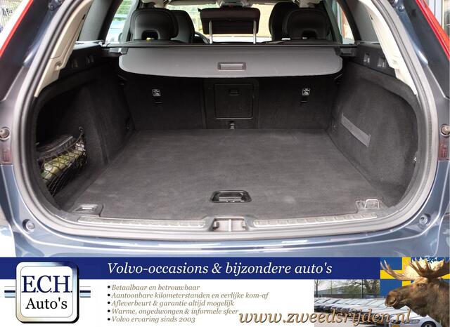 Volvo V60 T5 250 pk Aut. Leer, Sportstoelen, Apple CarPlay, 19 inch