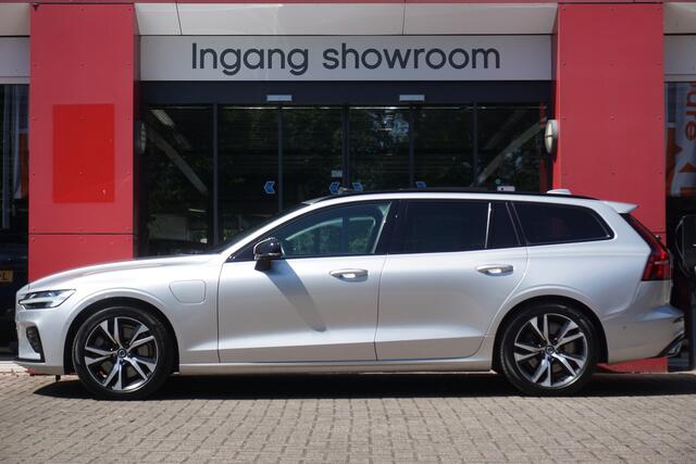 Volvo V60 2.0 T6 Twin Engine AWD R-Design | Panoramadak | HUD | ACC | B&W | 360° Camera | Winter Pakket |