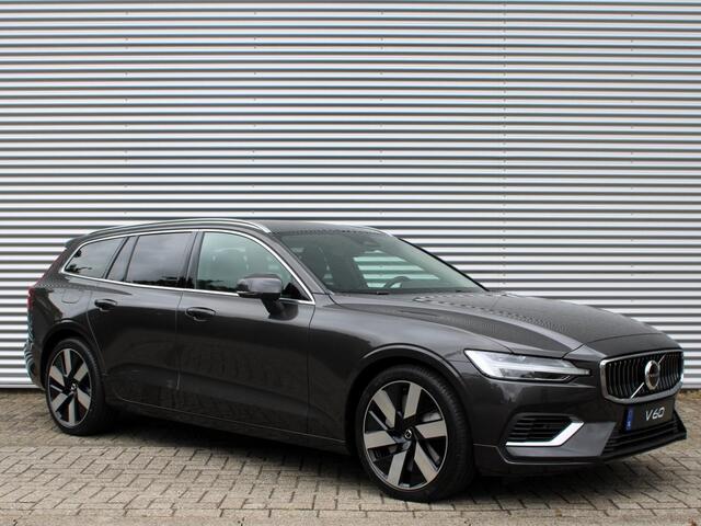 Volvo V60 2.0 T6 Plug-in hybrid AWD Essential Automaat / Leder interieur / Privacy Glass / Climate Pack / Driver Awareness / 19" velgen