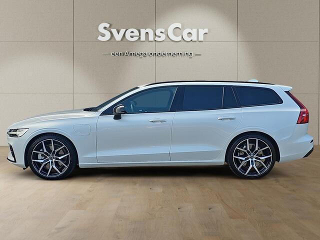 Volvo V60 2.0 T6 Plug-in hybrid AWD Plus Dark | Polestar Engineered 20 inch velgen | Panoramadak | Harman/Kardon | Sportstoelen |