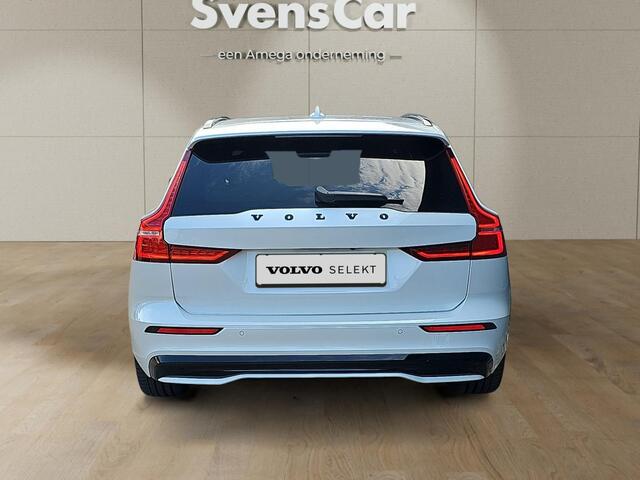 Volvo V60 2.0 T6 Plug-in hybrid AWD Plus Dark | Polestar Engineered 20 inch velgen | Panoramadak | Harman/Kardon | Sportstoelen |