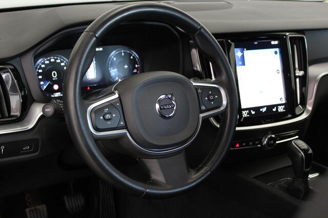 Volvo V60 2.0 D4 Momentum | NL-AUTO+N.A.P! | 191PK | STOEL-VERW | NAVI | WEGKL-TRHAAK | 17'LMV | LED |
