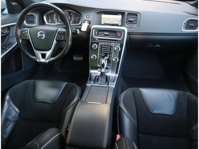 Volvo V60 2.4 D5 Twin Engine R-Design