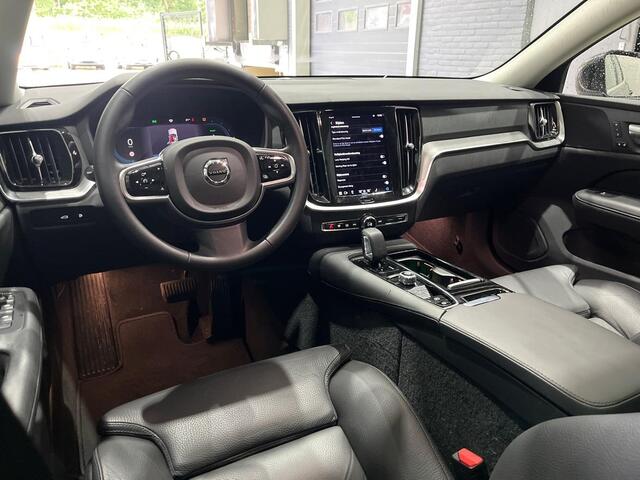 Volvo V60 T6 Plug-in hybrid Plus Bright | Panoramadak | Trekhaak | Vol-Leder | ACC | BLIS | Stoel+Stuurverwarming