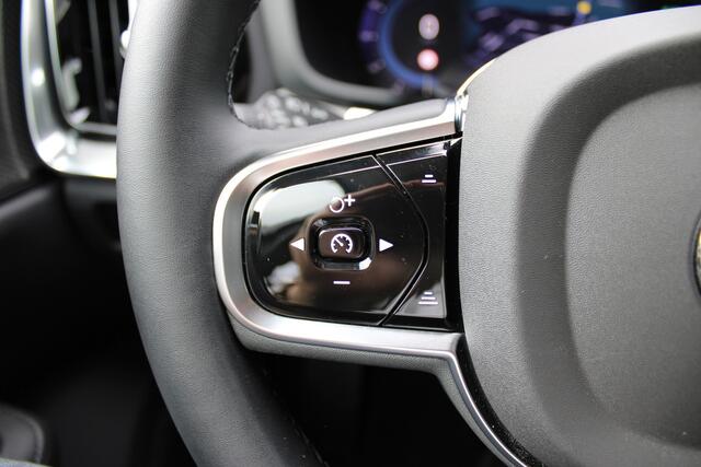 Volvo V60 2.0 T6 Plug-in hybrid AWD Plus Dark | H/K | BLIS | Leder | Pilot Assist | Navigatie