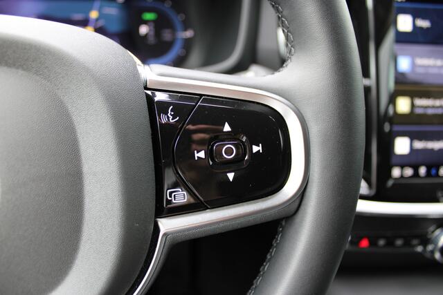 Volvo V60 2.0 T6 Plug-in hybrid AWD Plus Dark | H/K | BLIS | Leder | Pilot Assist | Navigatie