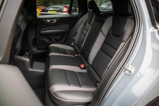 Volvo V60 2.0 T6 Plug-in hybrid AWD Plus Bright , Pano, Nappaleder, Harman/Kardon, Memory
