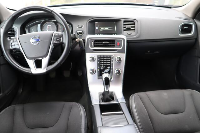 Volvo V60 2.0 D3 150 Pk Nordic+, Airco, Cruise Control, Stoelverwarming, PDC A, Prijs Is Rijklaar Inclusief 6 Maanden Garantie