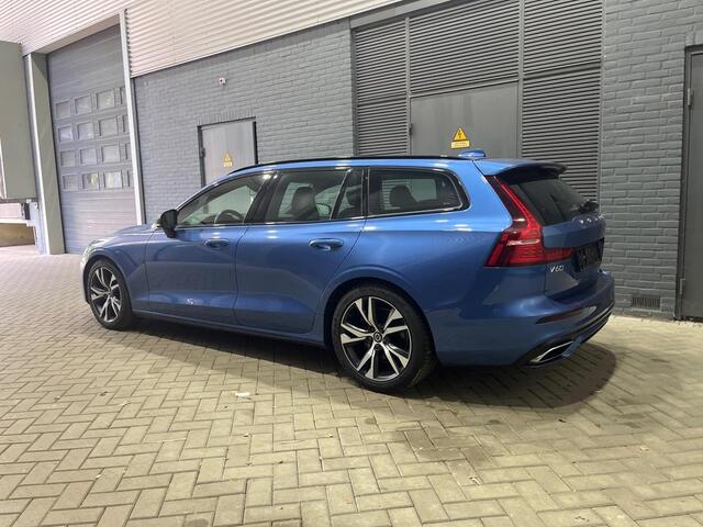 Volvo V60 T4 R-Design | Panoramadak | harman/kardon | ACC | BLIS | Camera | Stoelverwarming