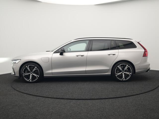 Volvo V60 T8 Plug-in hybrid AWD Plus Dark Plug in Hybrid 455pk Dealer O.H. PHEV | Adaptive Cruise | 360 Camera | Lederen Sportstoelen Memory & Verwarmd | Harman Kardon | Pilot Assist | Google Assistent | Apple Carplay | Keyless | Google Maps | Virtual | DAB