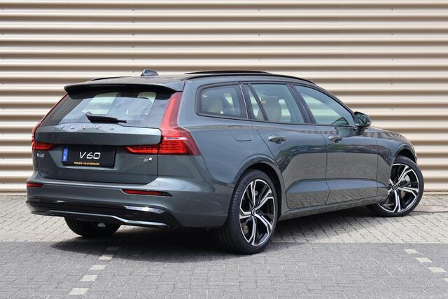 Volvo V60 T6 Plug-in hybrid AWD Ultra Dark | Bowers & Wilkins | Massage en ventilatie stoelen | Panoramdak